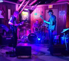 Power Shot is NEPA's premier Classic/Hard Rock Band. We cover everything from Elvis to White Stripes.
